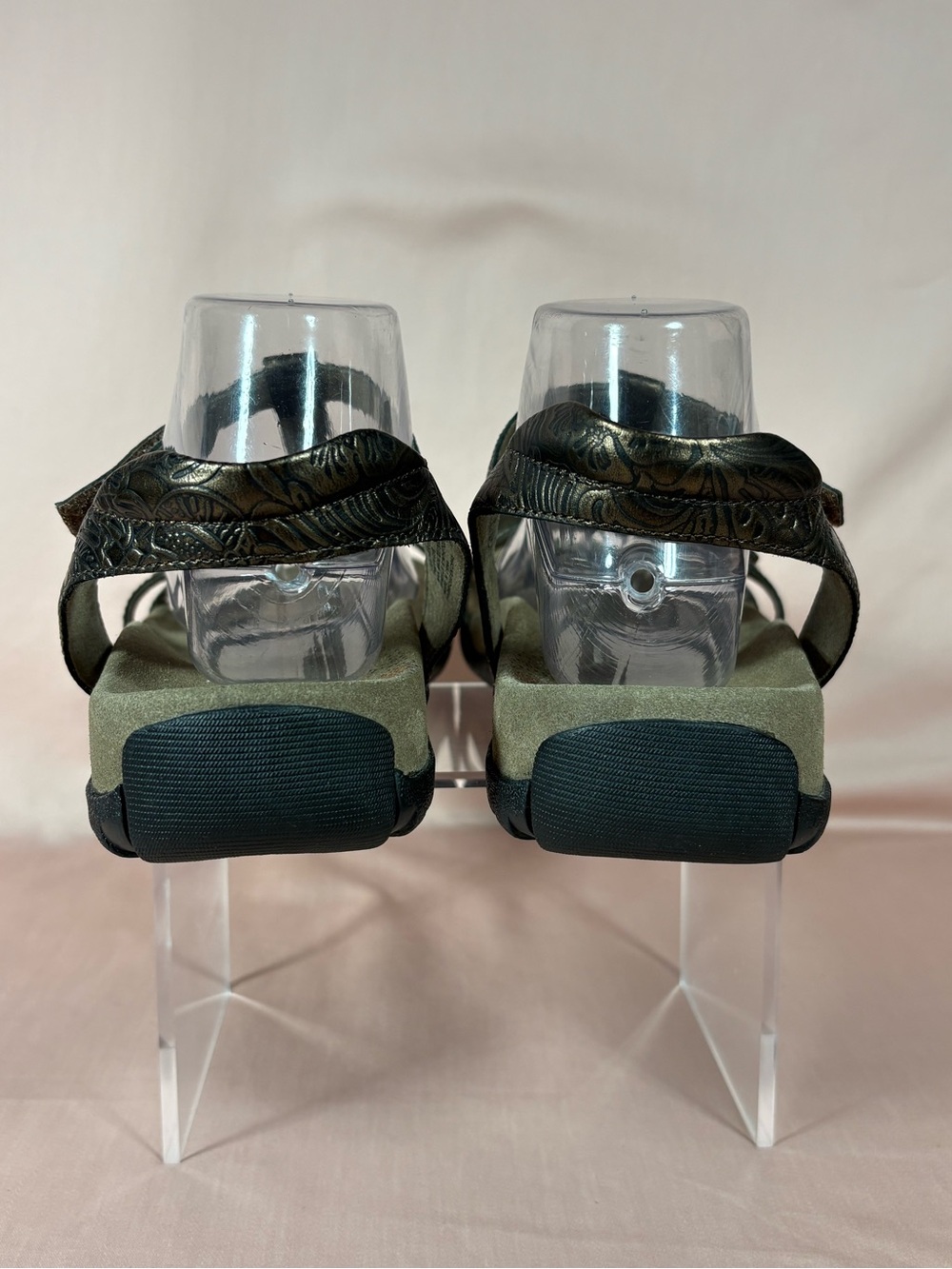 Taos Footwear Trophy 2 Strappy Bronze Metallic Sandals Women's Size 11 - Picture 7 of 12